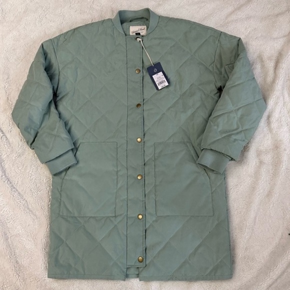 New with tag universal thread woman’s long coat size XS fu - Picture 2 of 7